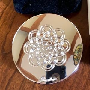 Guerlain météorites powder compact